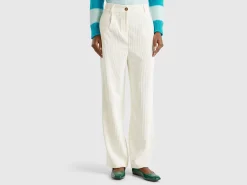 Trousers in corduroy