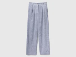 Trousers in corduroy