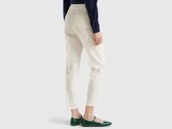 Trousers in stretch viscose blend