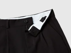 Trousers in stretch viscose blend