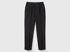 Trousers in stretch viscose blend