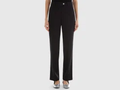 Trousers in wool and viscose blend