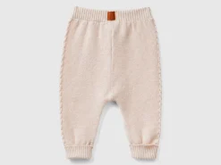 Trousers with cables in recycled wool blend