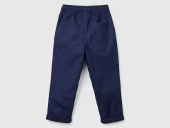 Trousers with drawstring