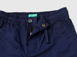 Trousers with drawstring