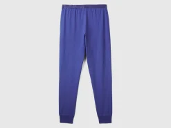 Trousers with elastic logo