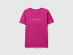 T-shirt in 100% cotton with glitter print logo