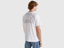 T-shirt with bandana print