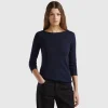T-shirt with boat neck in 100% cotton