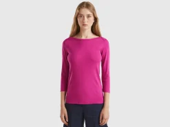 T-shirt with boat neck in 100% cotton