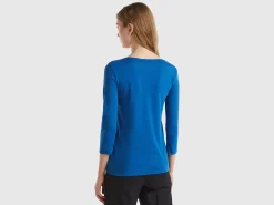 T-shirt with boat neck in 100% cotton