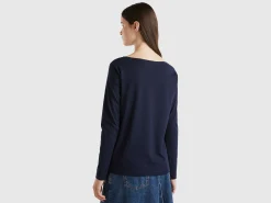 T-shirt with boat neck in 100% cotton