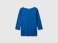 T-shirt with boat neck in 100% cotton