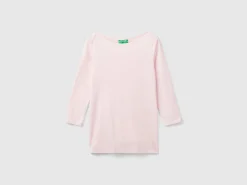 T-shirt with boat neck in 100% cotton