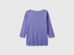 T-shirt with boat neck in 100% cotton