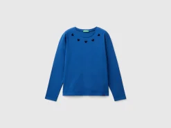 T-shirt with cut-out hearts