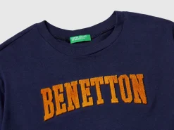 T-shirt with embroidered logo