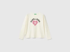 T-shirt with glittery print