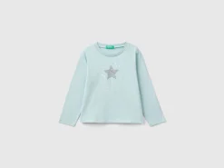 T-shirt with glittery print