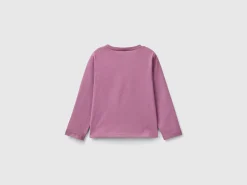 T-shirt with glittery print