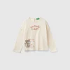 T-shirt with kitten print