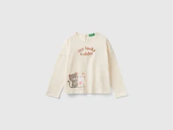 T-shirt with kitten print