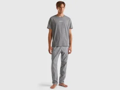 T-shirt with logo print