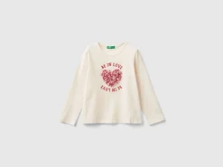 T-shirt with petal effect applique