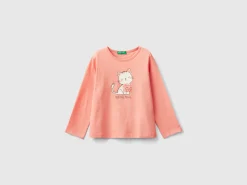 T-shirt with petal effect applique