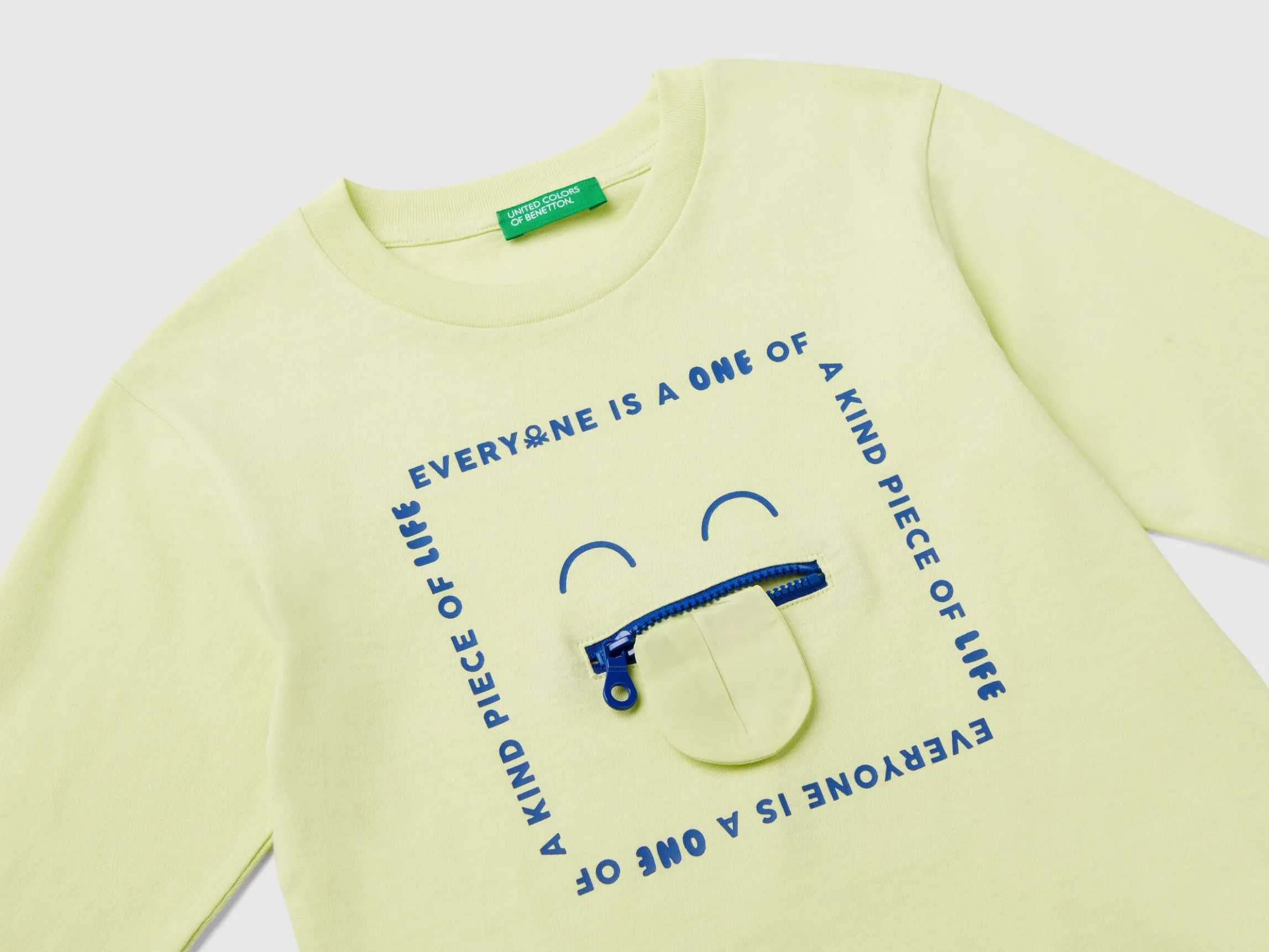 T-shirt with print and applique
