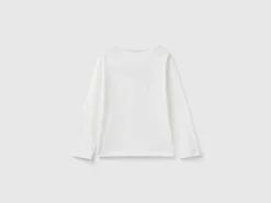 T-shirt with rhinestone logo
