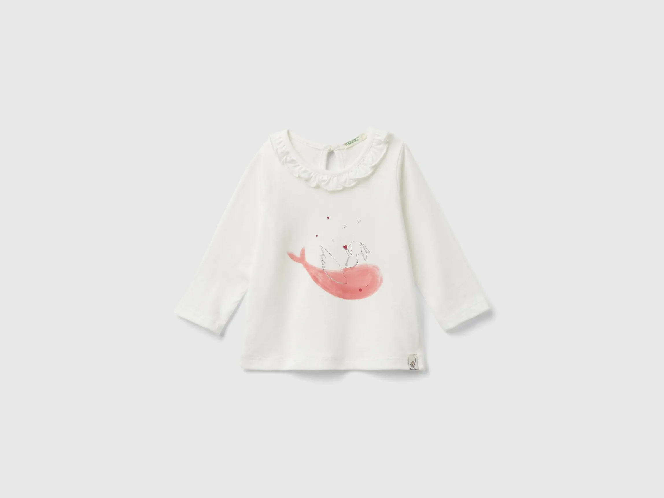 T-shirt with rouched collar