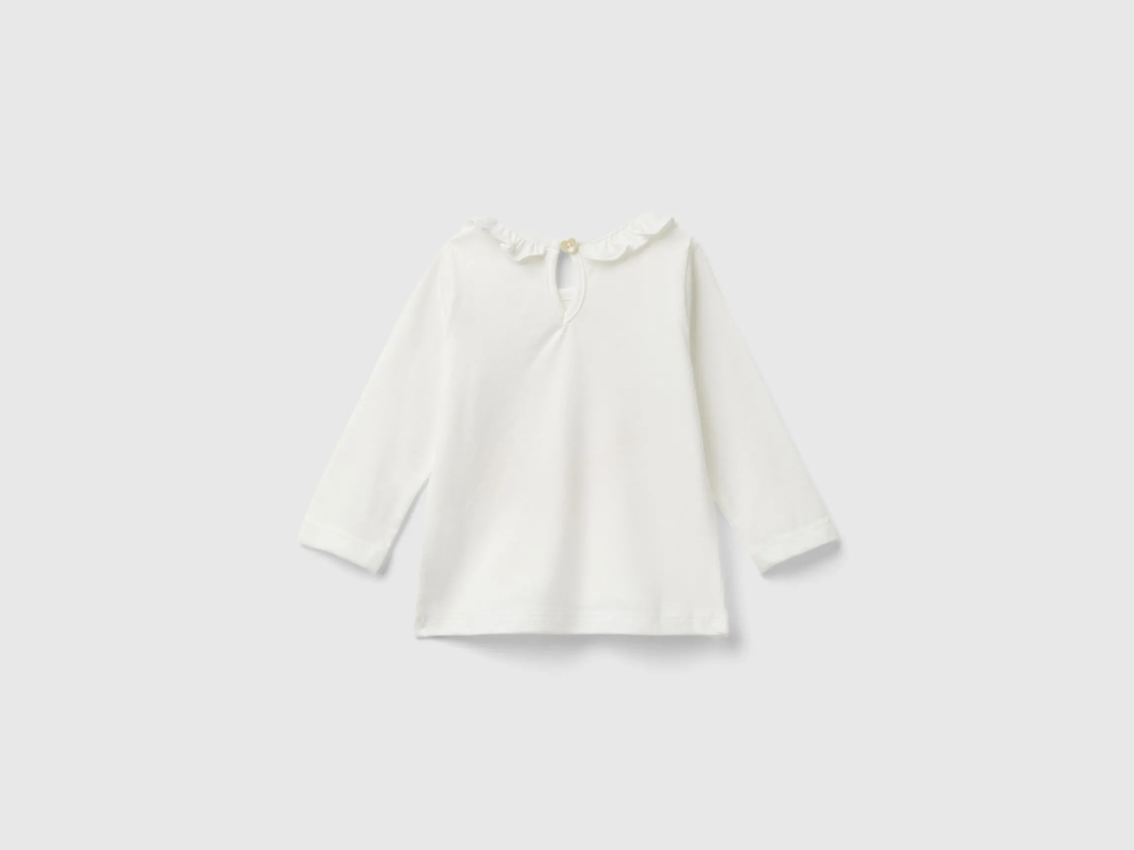 T-shirt with rouched collar