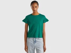 T-shirt with ruffled sleeves