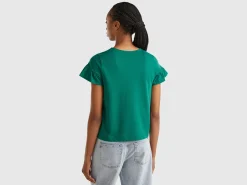 T-shirt with ruffled sleeves
