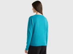 Turquoise V-neck sweater in pure Merino wool