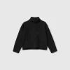 Turtleneck sweater with diamonds