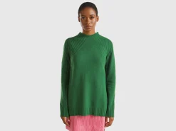 Turtleneck sweater with slits