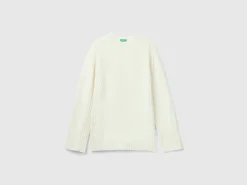 Turtleneck sweater with slits