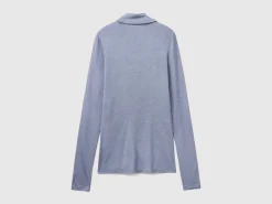 Turtleneck t-shirt in viscose and cashmere blend