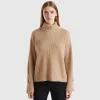 Turtleneck with wide collar