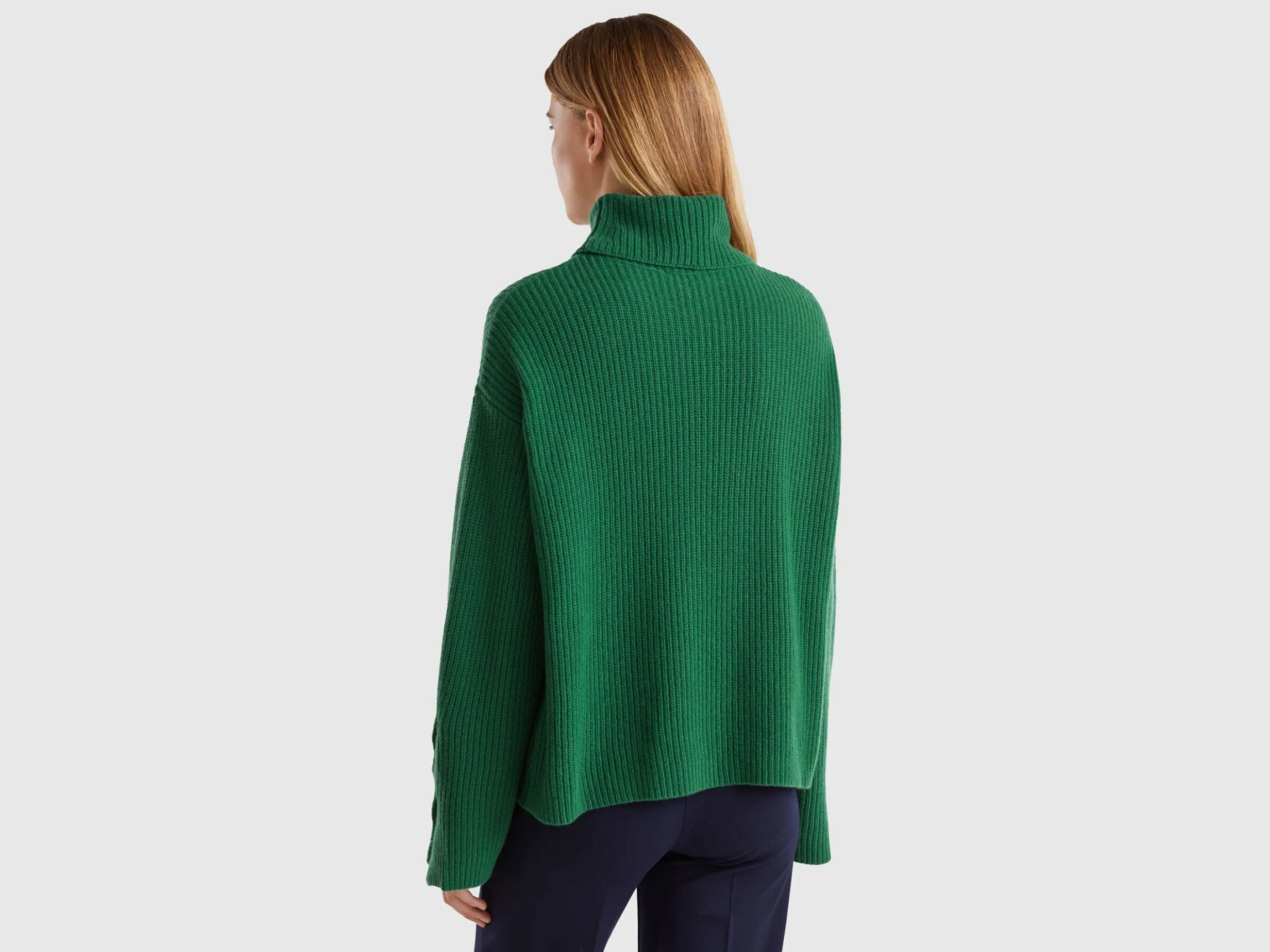 Turtleneck with wide collar