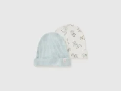 Two caps in organic cotton