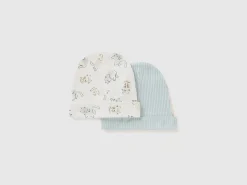 Two caps in organic cotton