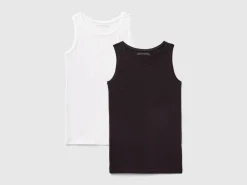 Two tank tops in super stretch organic cotton