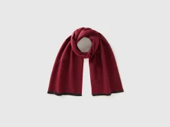 Two-tone scarf with fringe