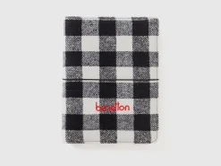 Two-tone squared notebook