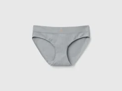 Underwear in recycled nylon blend