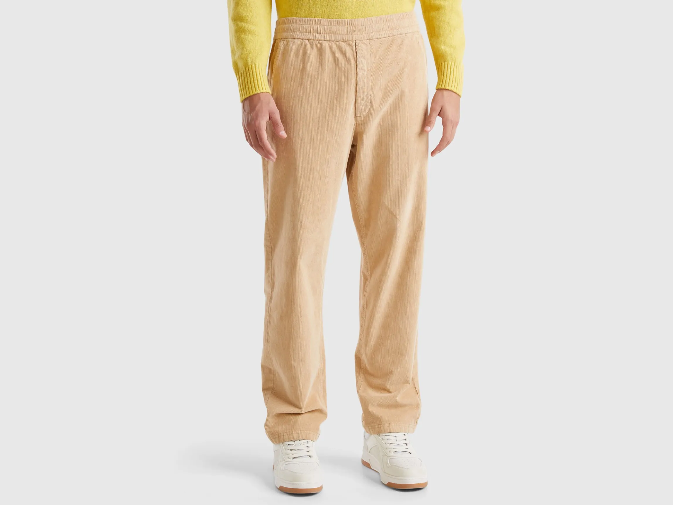 Velvet joggers with drawstring