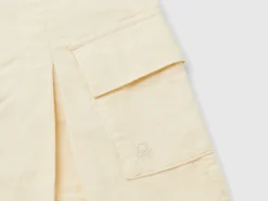 Velvet mini skirt with pockets